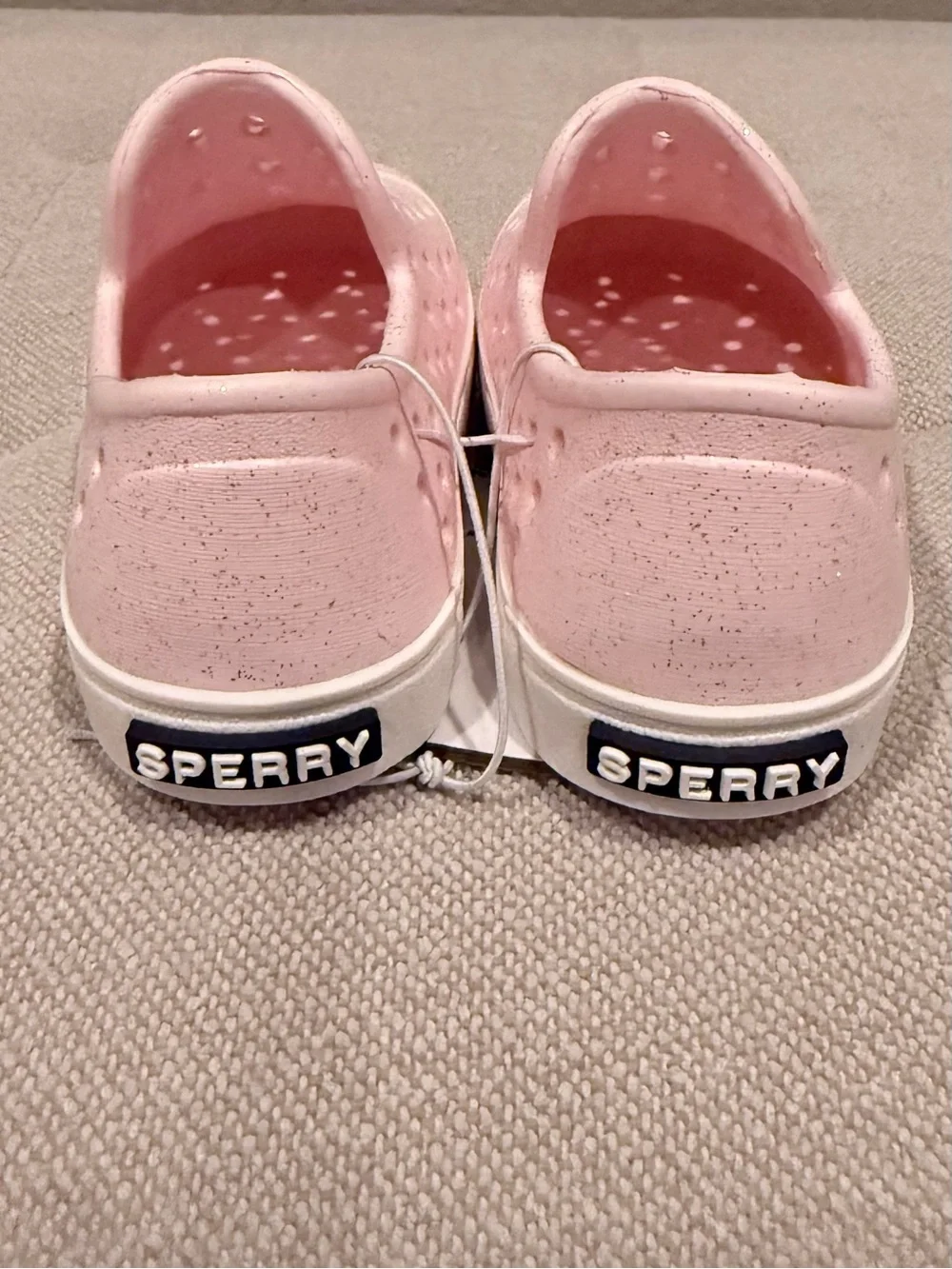 NWT Sperry light pink sparkly lightweight water shoes size 4